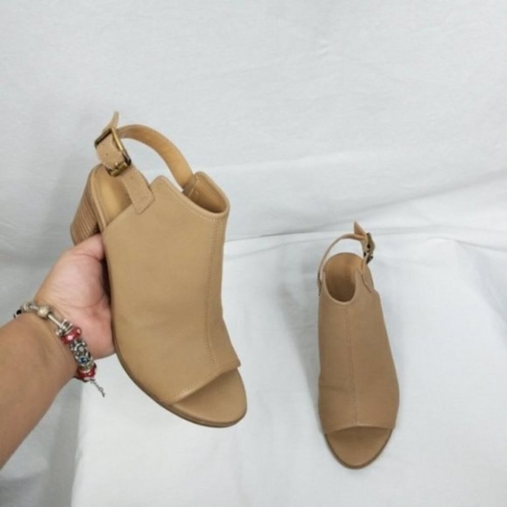 Franco Fortini Aniston Peep Toe Tan Leather Booties 6M